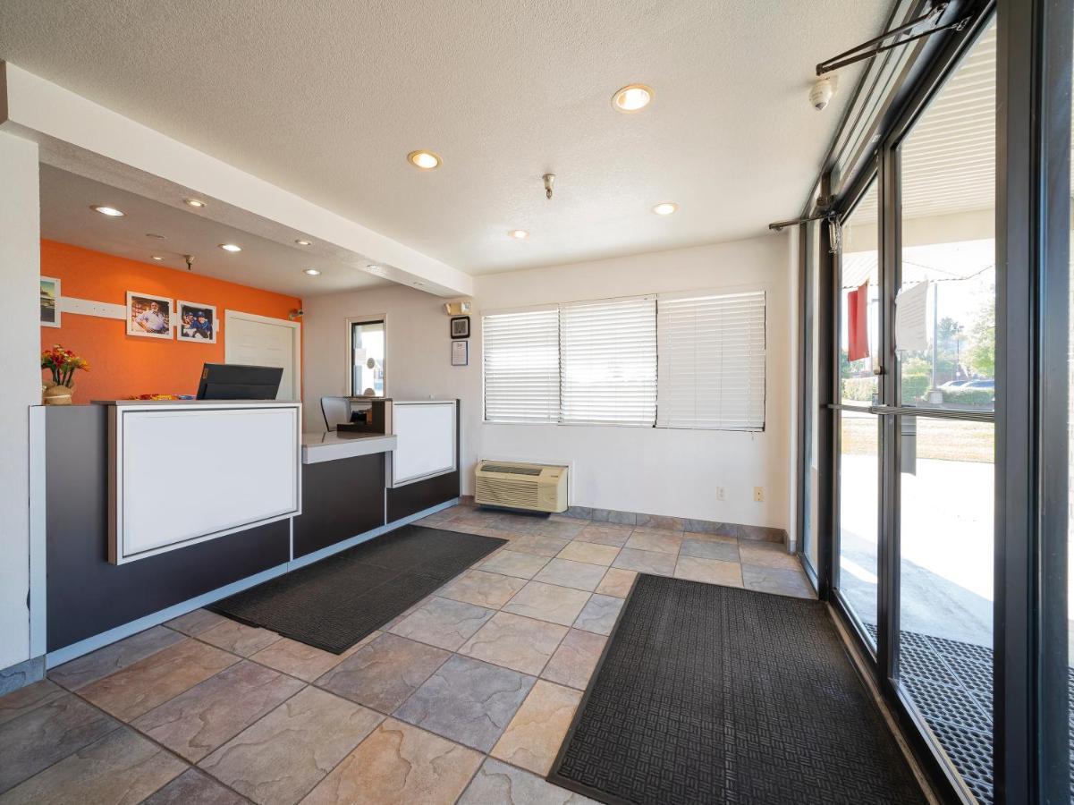 Americas Best Value Inn & Suites 험블 외부 사진