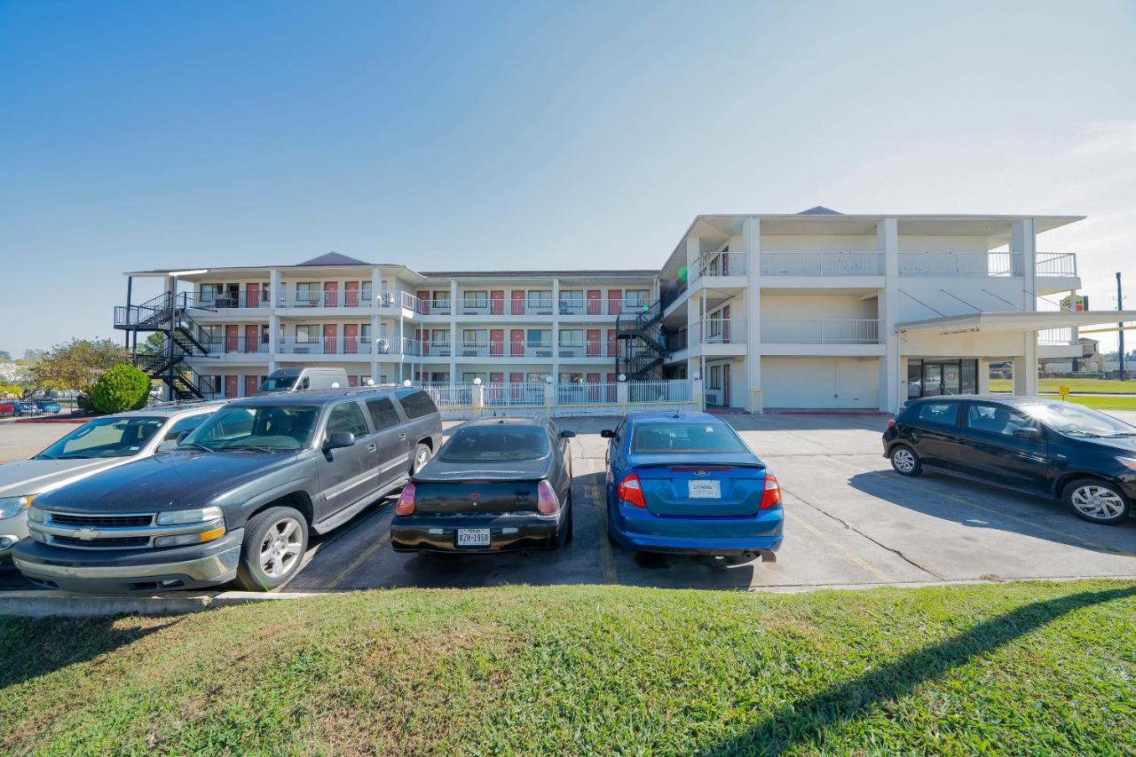 Americas Best Value Inn & Suites 험블 외부 사진